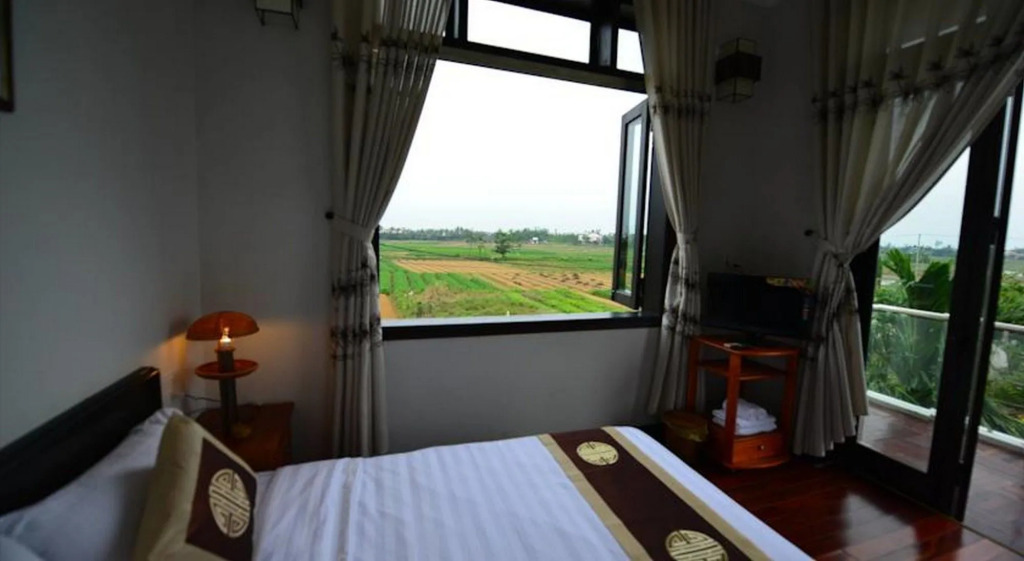 Gia Field Homestay