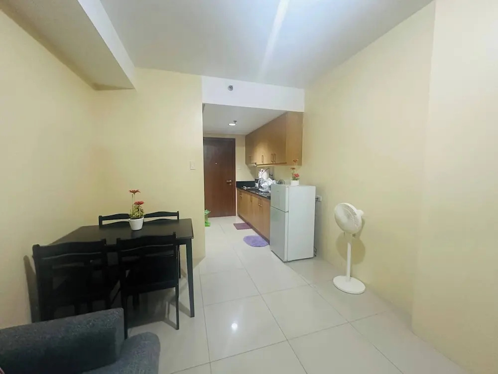 Timeless Pasay City Apartment for Rent