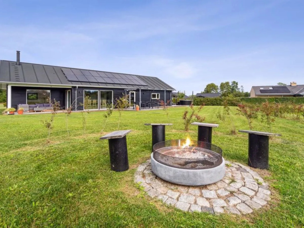 "Amdi" - 700m from the sea in SE Jutland