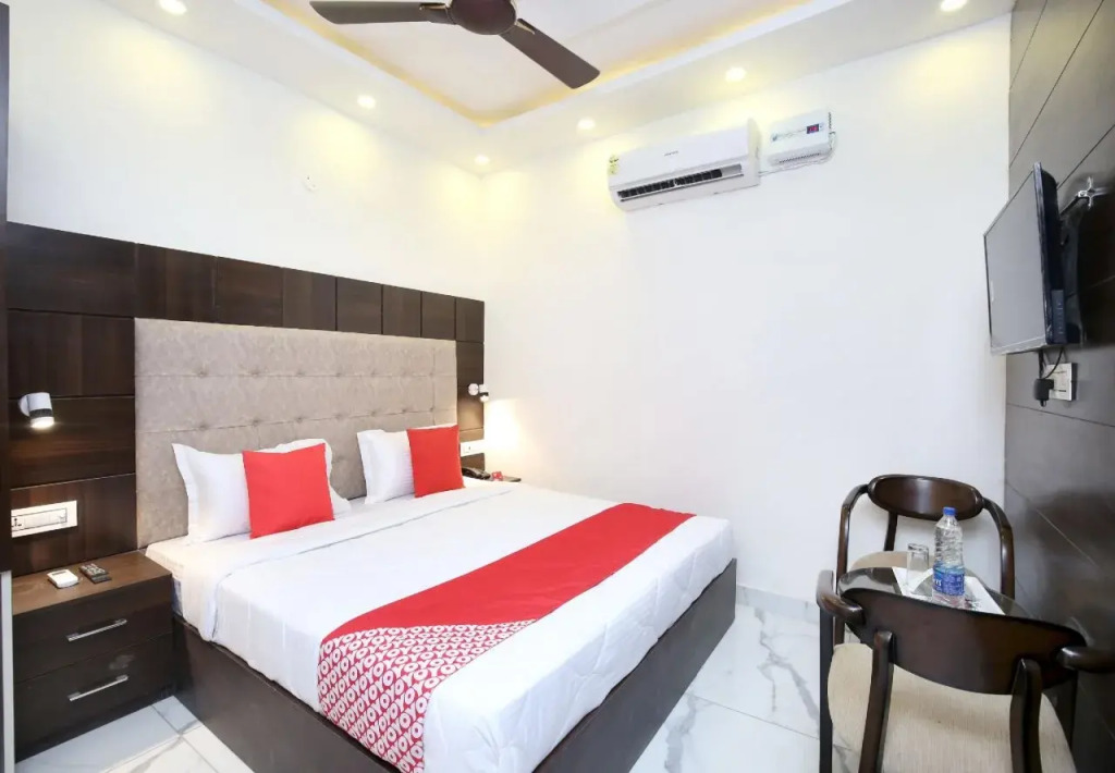 Hotel Ska Hometel by OYO Rooms