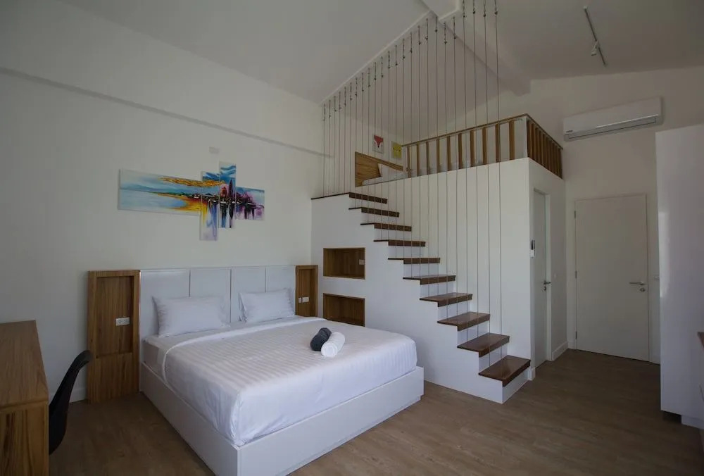 Happy Family Villa - 6 bedrooms Phuket Private Pool Villa 300 meters to the sea