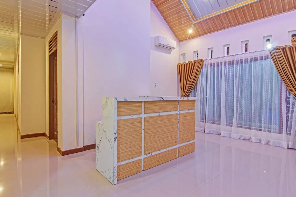 Capital O 90643 Suri Guest House Syariah