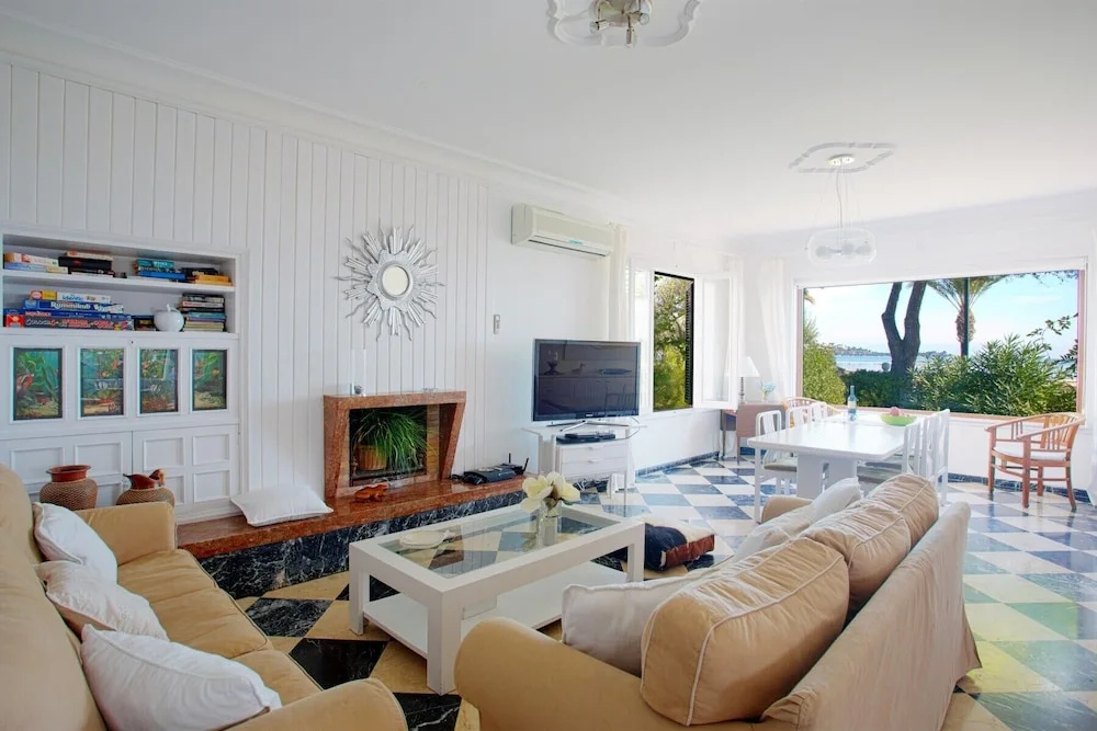 Casa del Mar