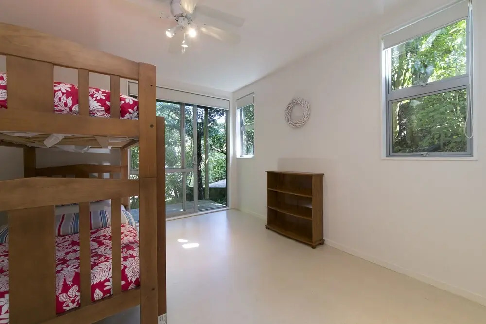 Ted's Cottage near Little Oneroa Beach