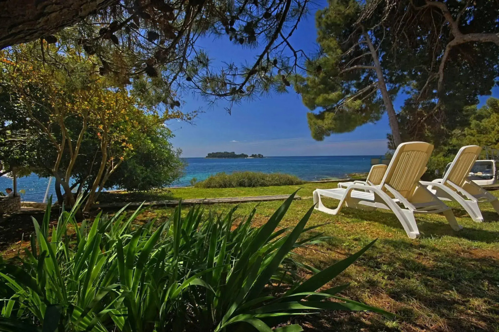 Al Mare Apartments