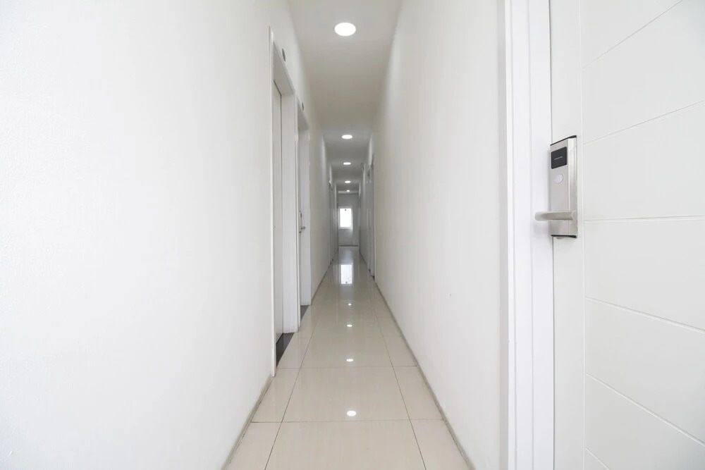 Airy Thamrin Kota Bumi 31 Jakarta