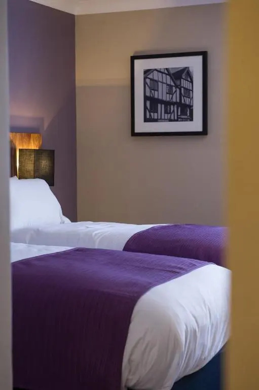 The Crown & Greyhound by Innkeepers Collection