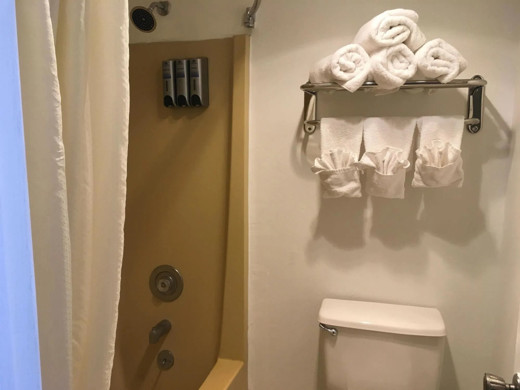 Americas Best Value Inn - Carson City