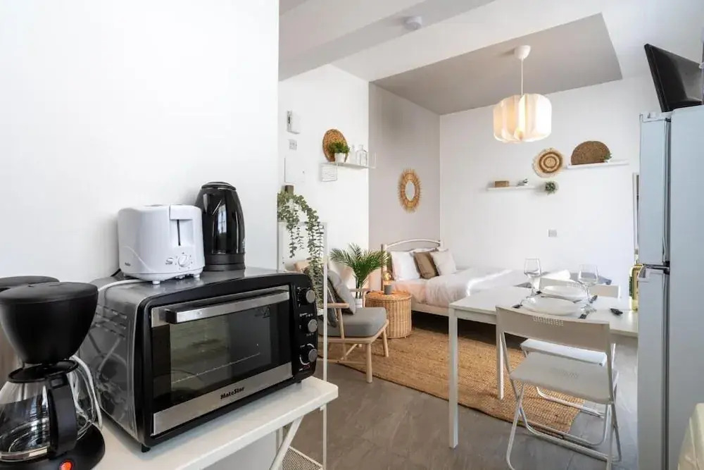 Orchid Cozy Studio & Balcony in Larnaca