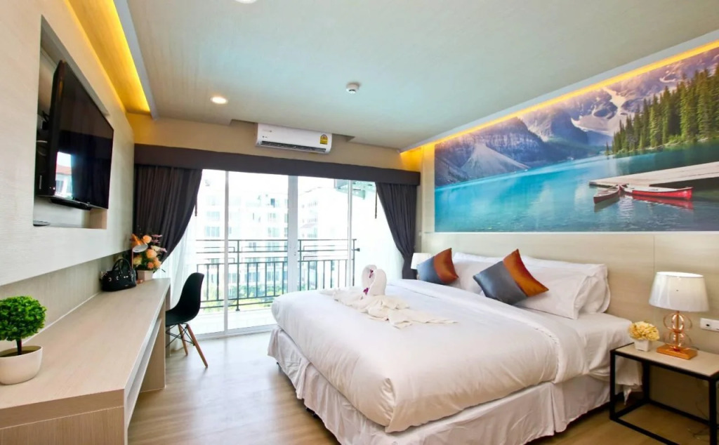 Le Breeze Resort