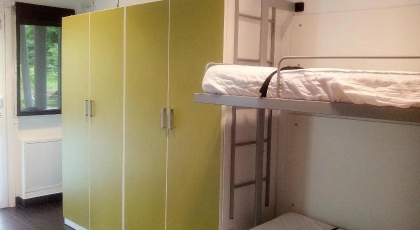 Albergue/Auberge ULIA Youth Hostel