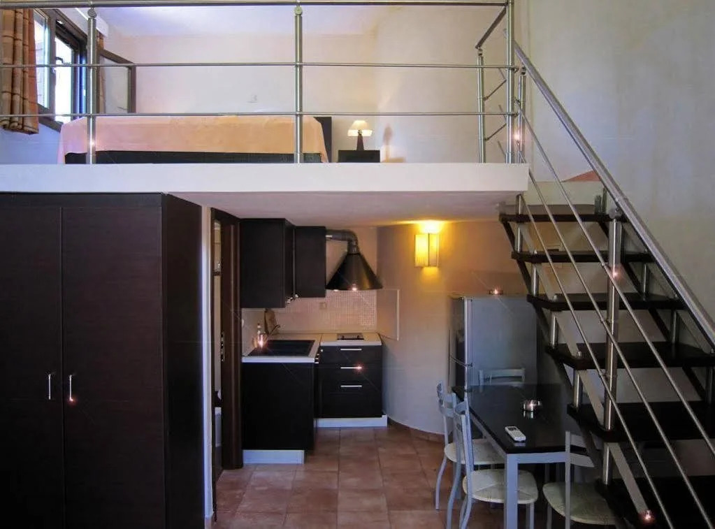 Lefkos Apartments