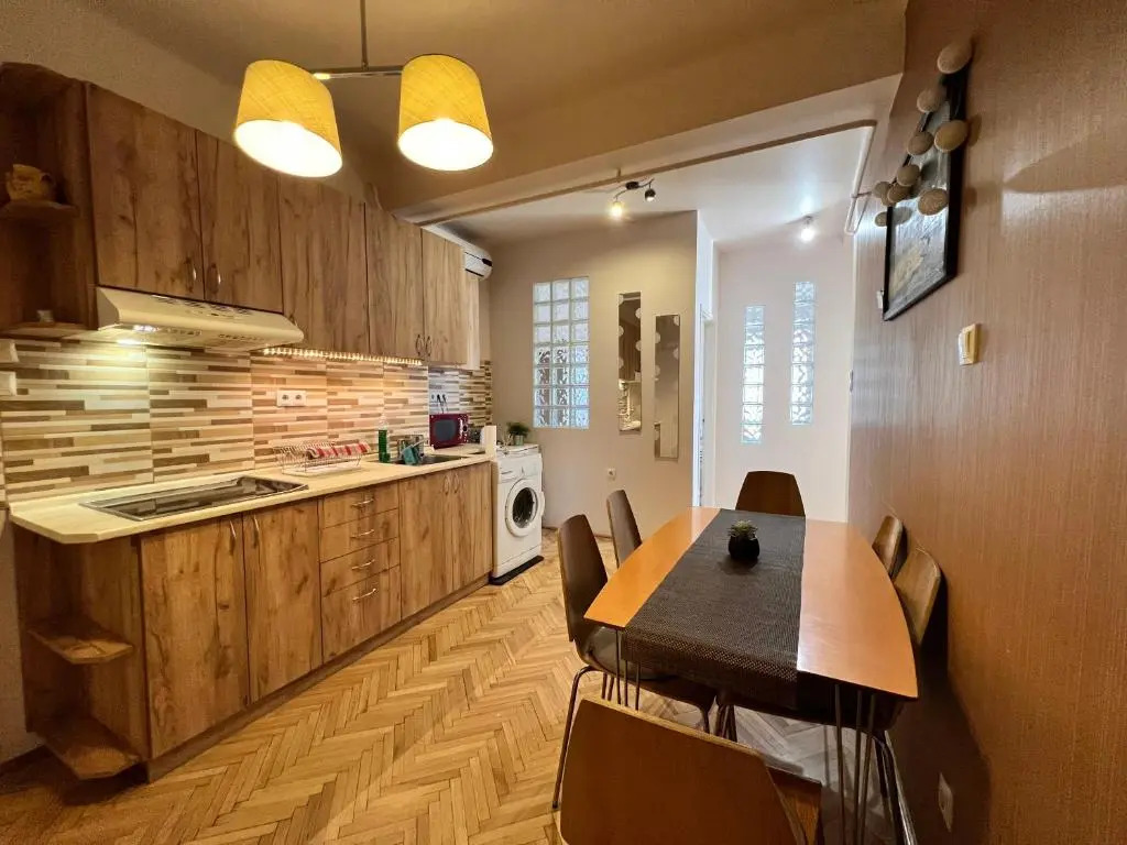 Bartók Apartment