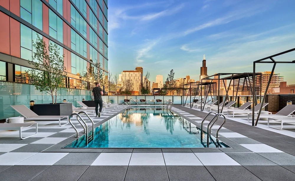 Gold Coast Group Stay 2 Modern 2BR Apartments