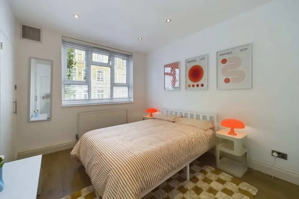 The Earl's Court Hideaway - Warm 3bdr House