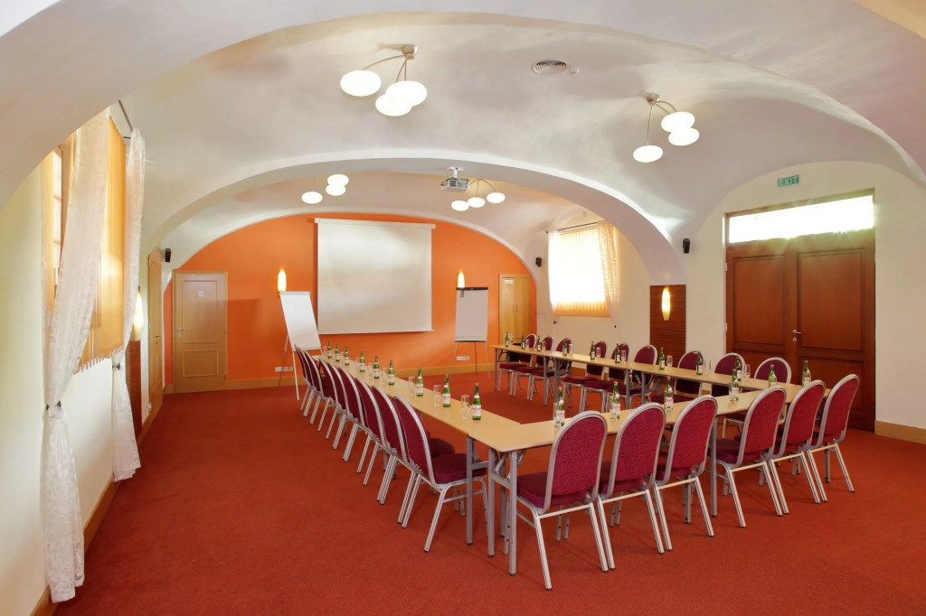 Hotel Chvalská Tvrz