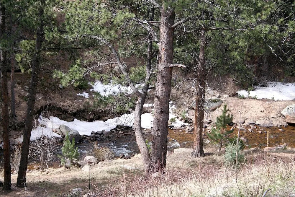 Fawn Valley Inn: 103