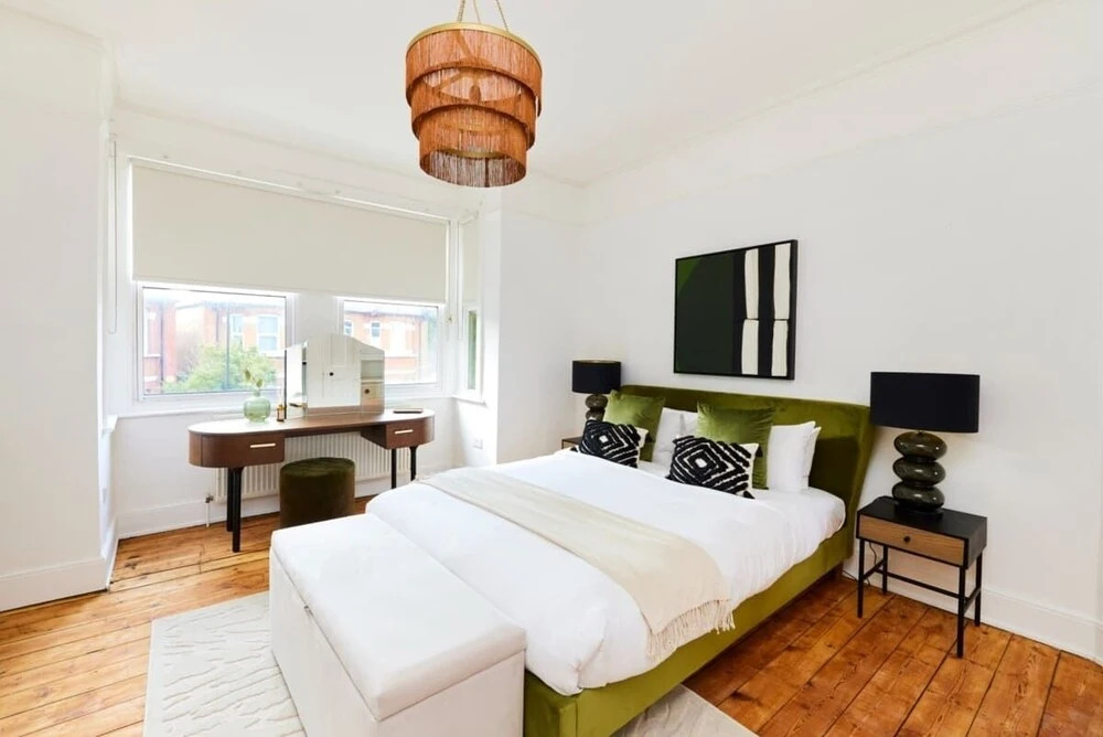 The West Ealing Escape - Glamorous 4bdr House With Patio