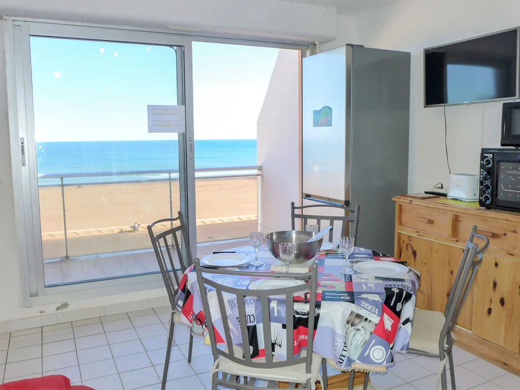 Apartment Les Terrasses du Levant-2 by Interhome