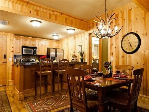 Red Stag Lodge by Utopian LVH
