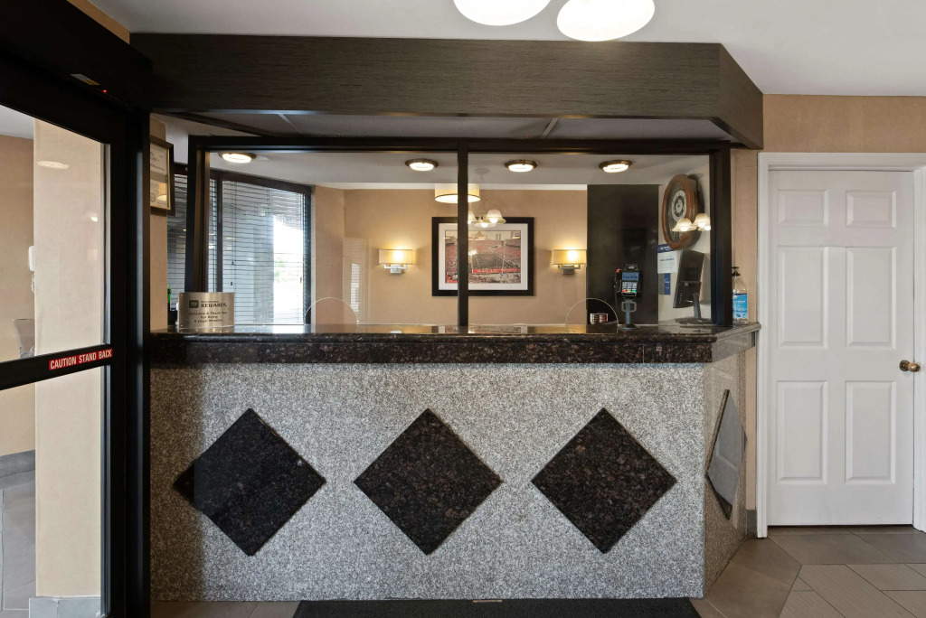 Best Western Executive Inn