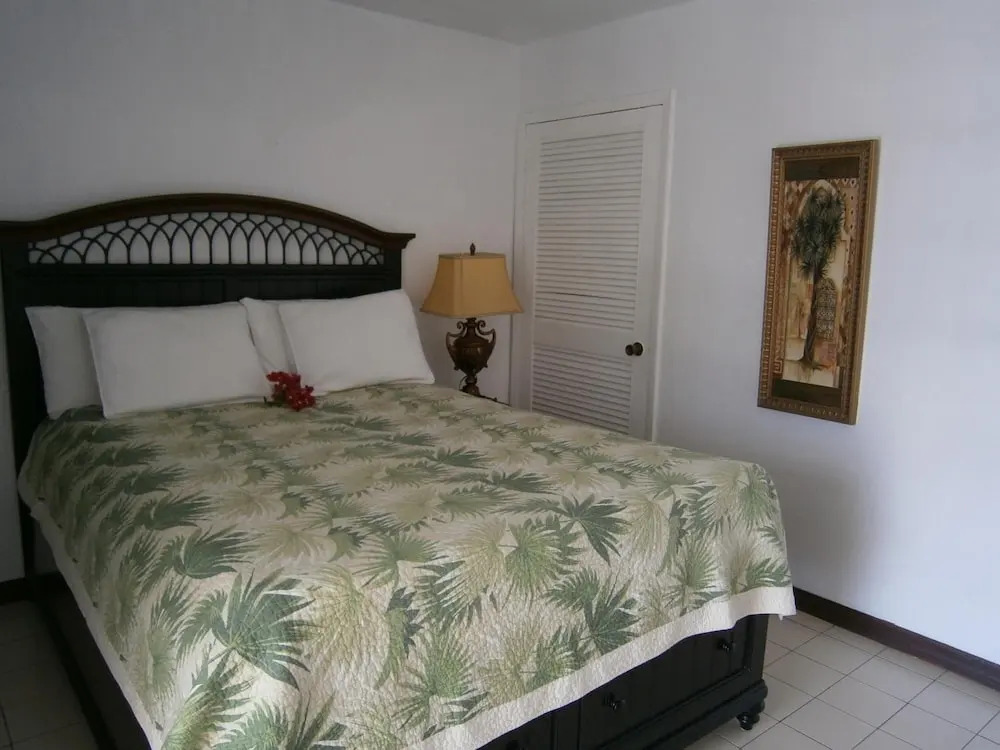 LEsperance Hotel