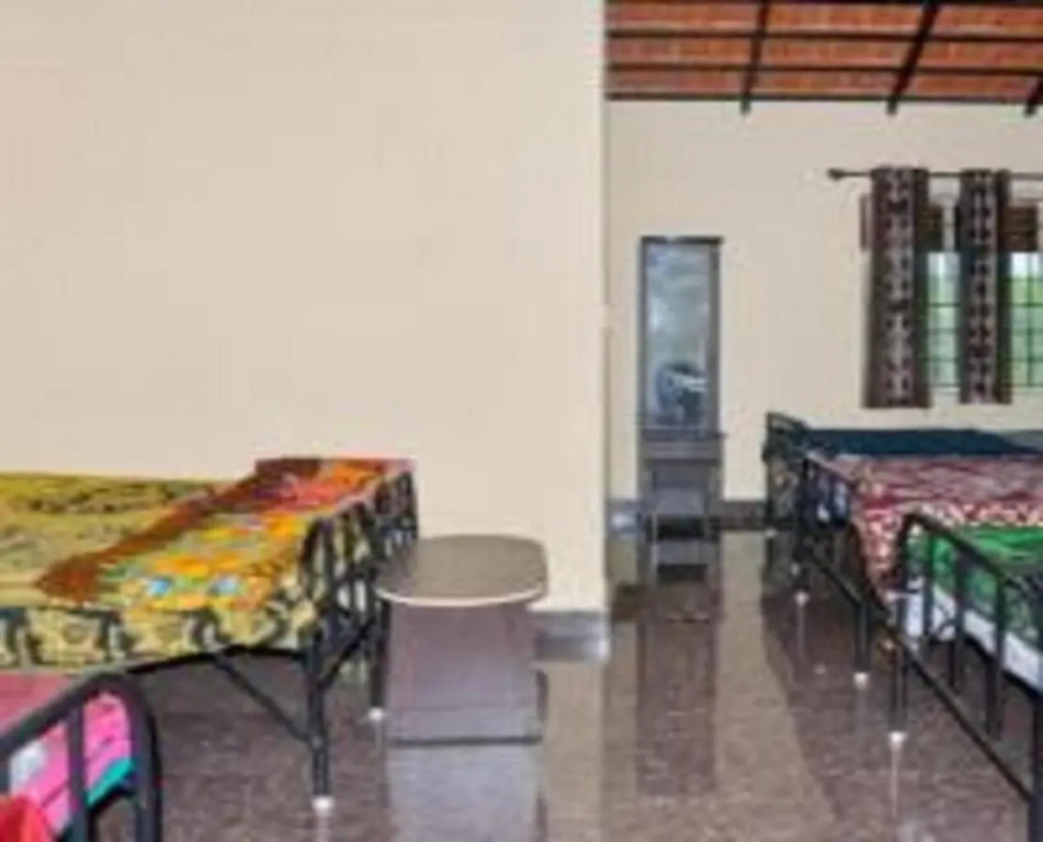 Evergreen homestay by StayApart, Coorg