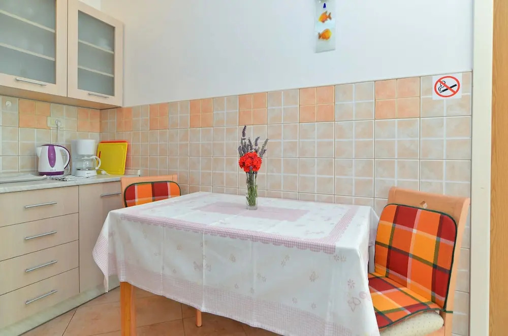 Apartment 1552