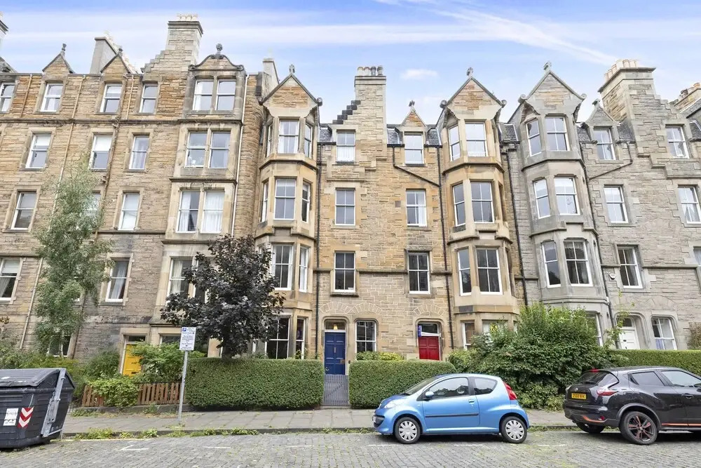 JOIVY 3 Bed Meadows Flat Near Castle & Royal Mile