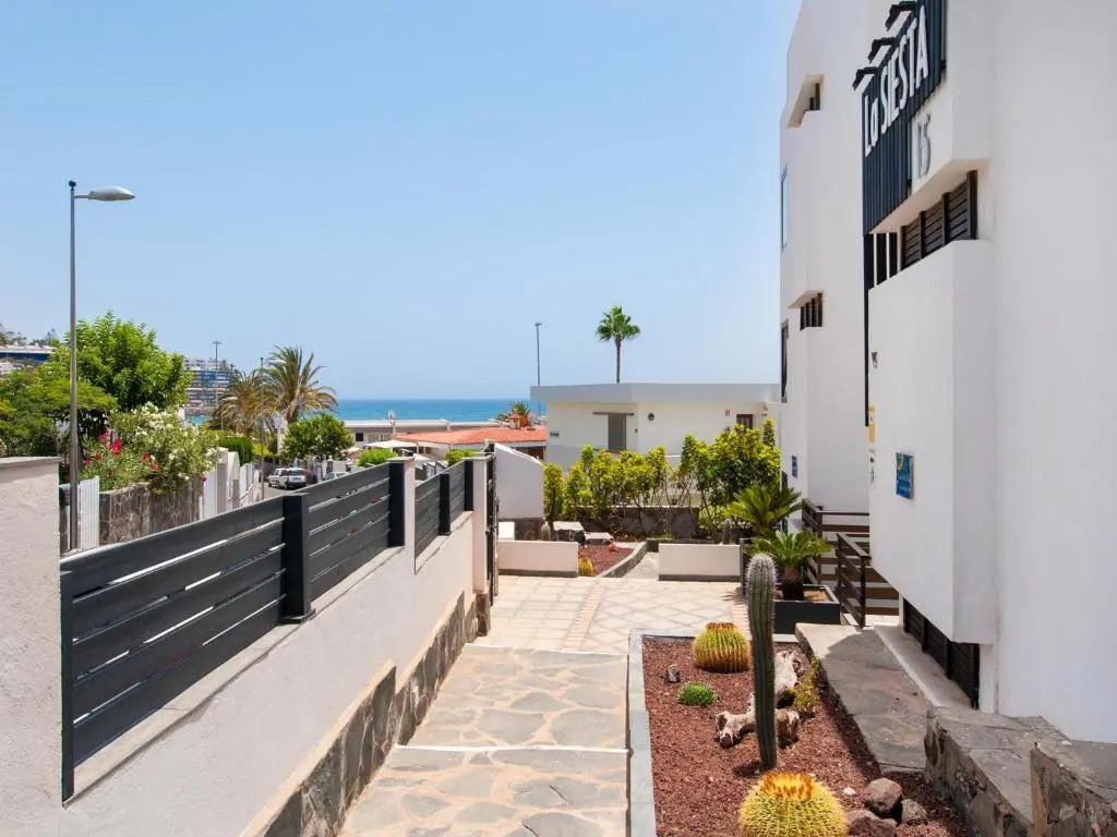 Beachfront Apartment Siesta 21 San Agustin Playa by VillaGranCanaria