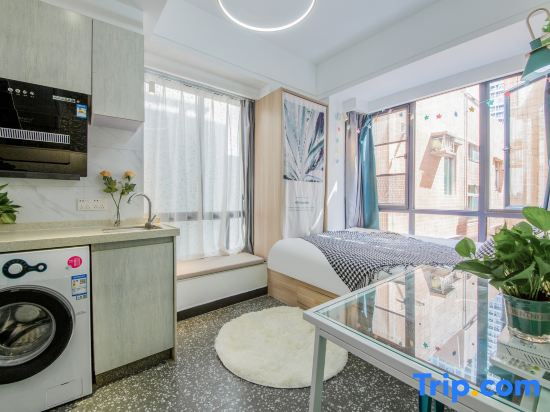 Zhangyou Free Apartment (Shenzhen Futian Port Branch)