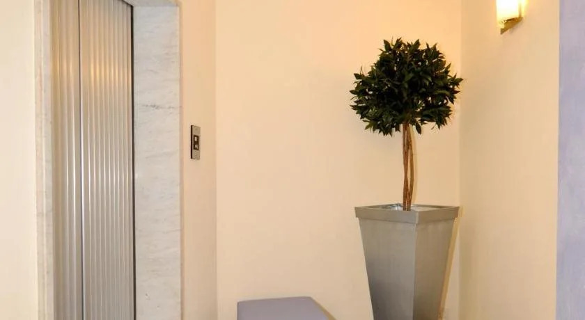Hotel Real