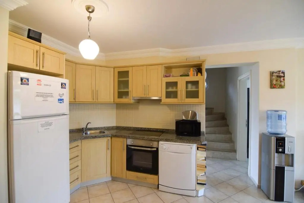 Beachfront Seaview 3 Bedroom Apartment Seahorse 8