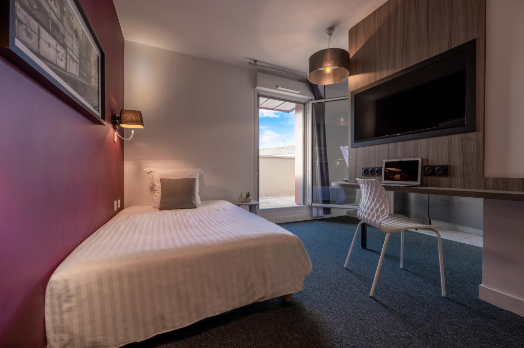 Nemea Appart Hotel Quai Victor Tours Centre
