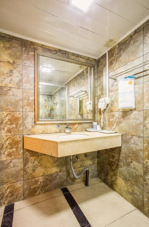 Shenzhen Lei Zhen Hotel