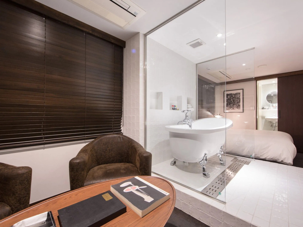 Rock Star Hotel Osaka