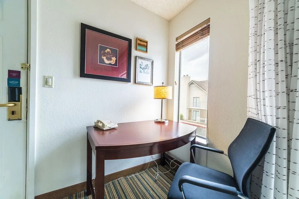 Metro Phoenix Extended Stay