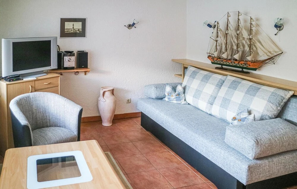 Awesome Apartment in Warnemünde With