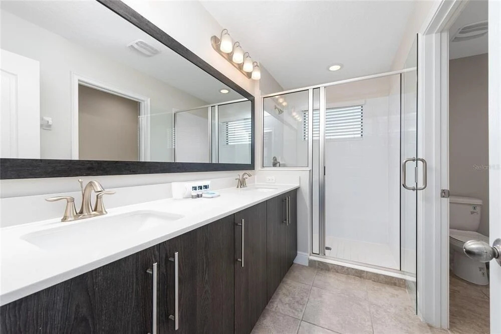 Balmoral Resort-224mcv 4 Bedroom Home by RedAwning