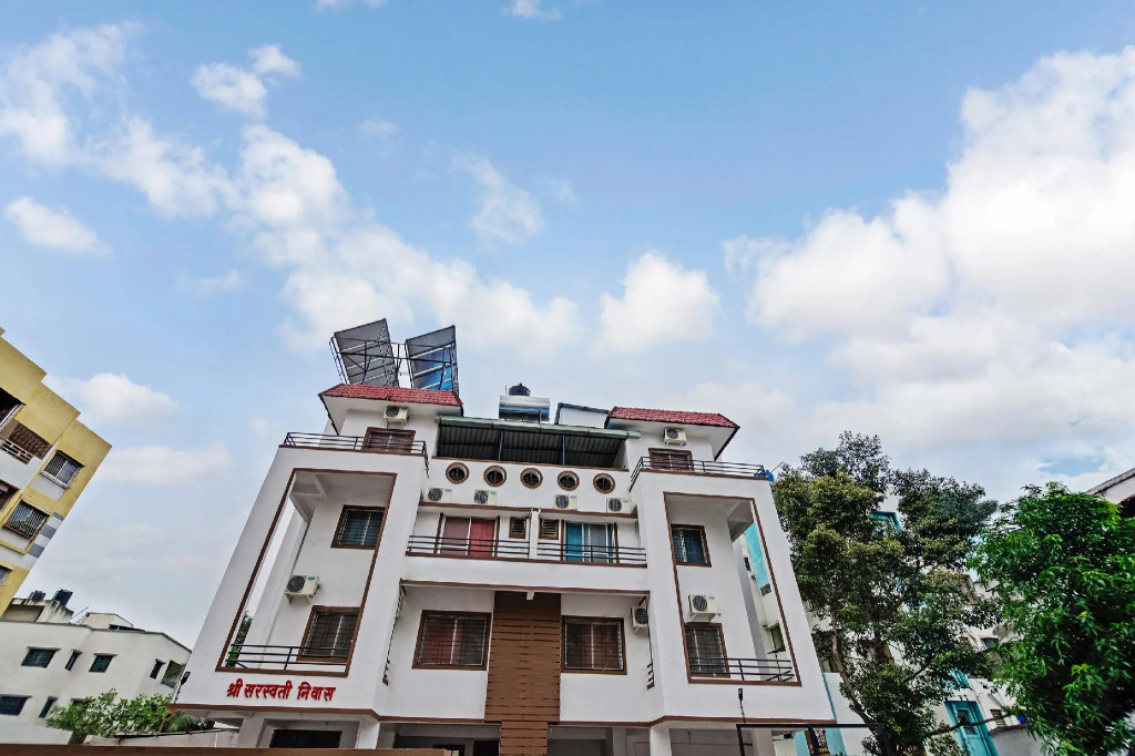 OYO Home 78029 Saraswati Niwas Vadgaon Budruk