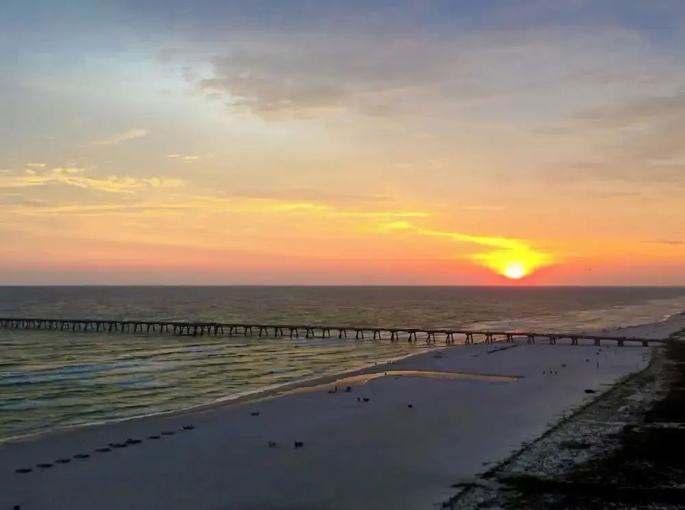 Beachfront Bliss Awaits: 2-bed, 2-bath Condo at Sterling Reef - Sleeps 6!