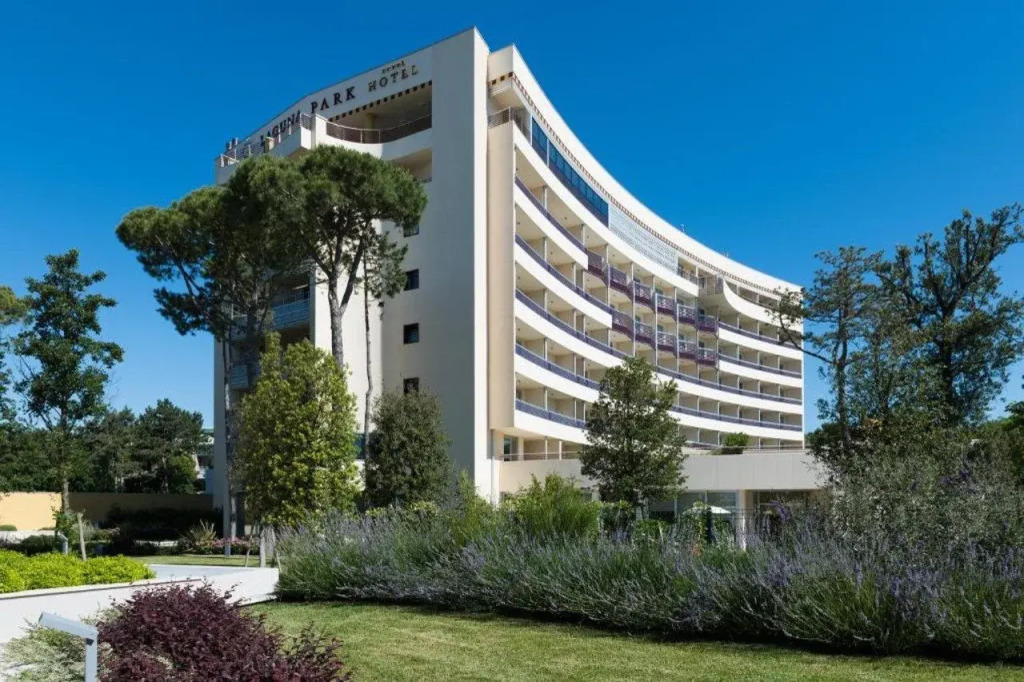 Laguna Park Hotel 4Superior