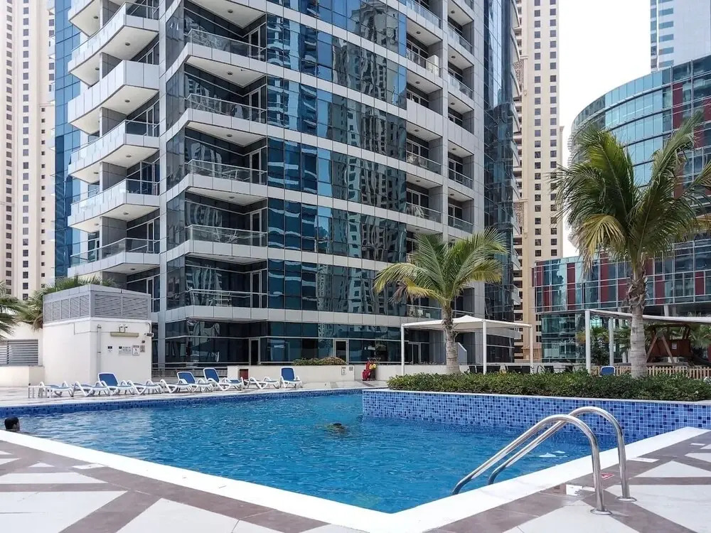 Beautiful Home, Wake Up To Superb Marina Views
