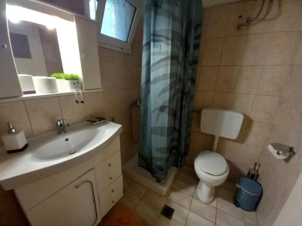 Private two-floor holiday house in Leptokarya