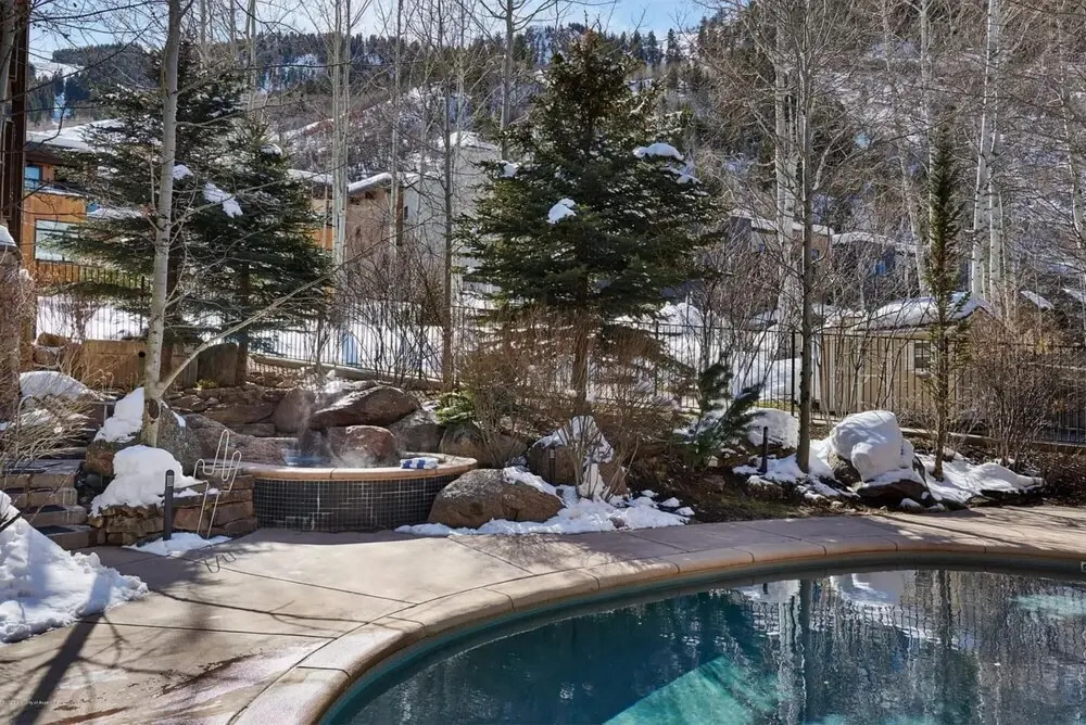 Updated 2BR in the Heart of Aspen
