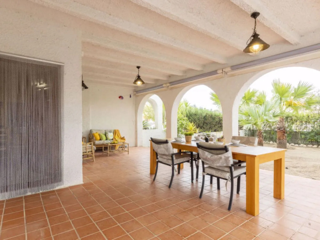 Holiday Home Lucky by Interhome