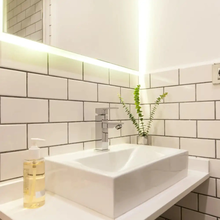 Paseo DE Gracia Modernist Apartment TWO BED TWO Bath By Myrentalhost