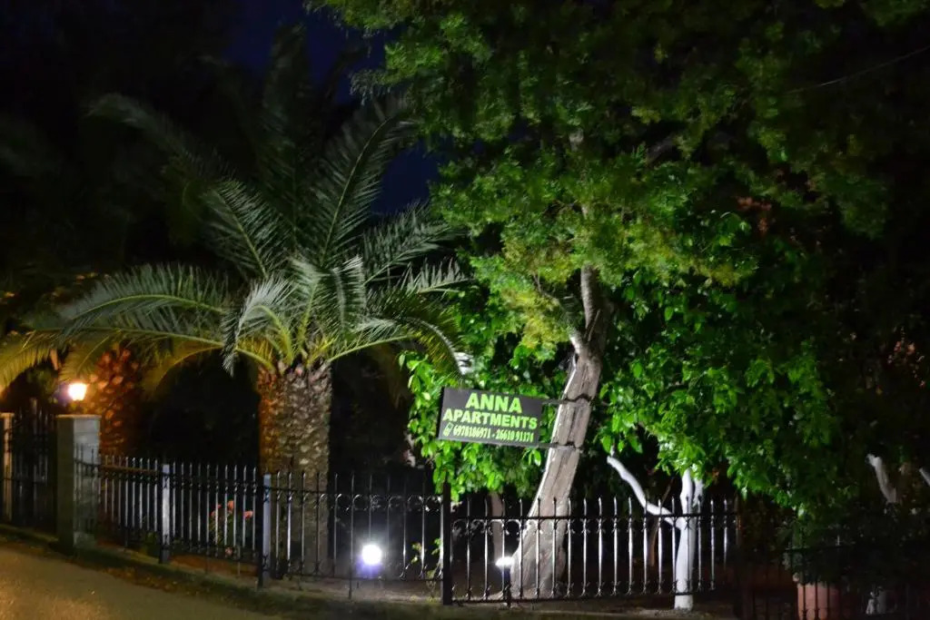 Anna Apartments