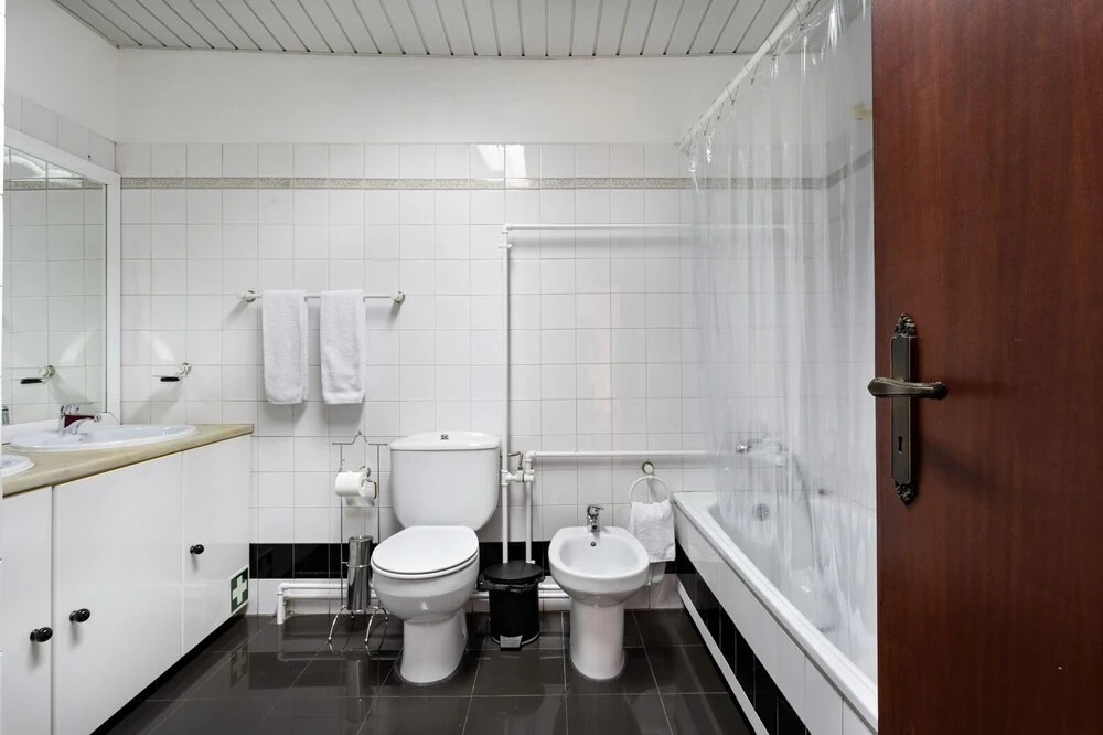 ALTIDO Classic 2BR Apt in Baixa w/balcony in Baixa, close by Rossio subway