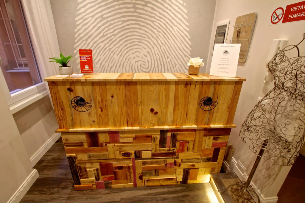 Spagna Secret Rooms